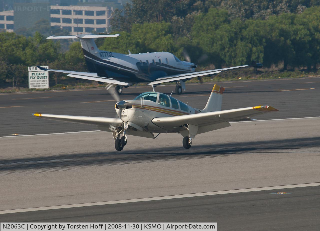 N2063C, 1979 Beech F33A Bonanza C/N CE-838, N2063C arriving on RWY 21