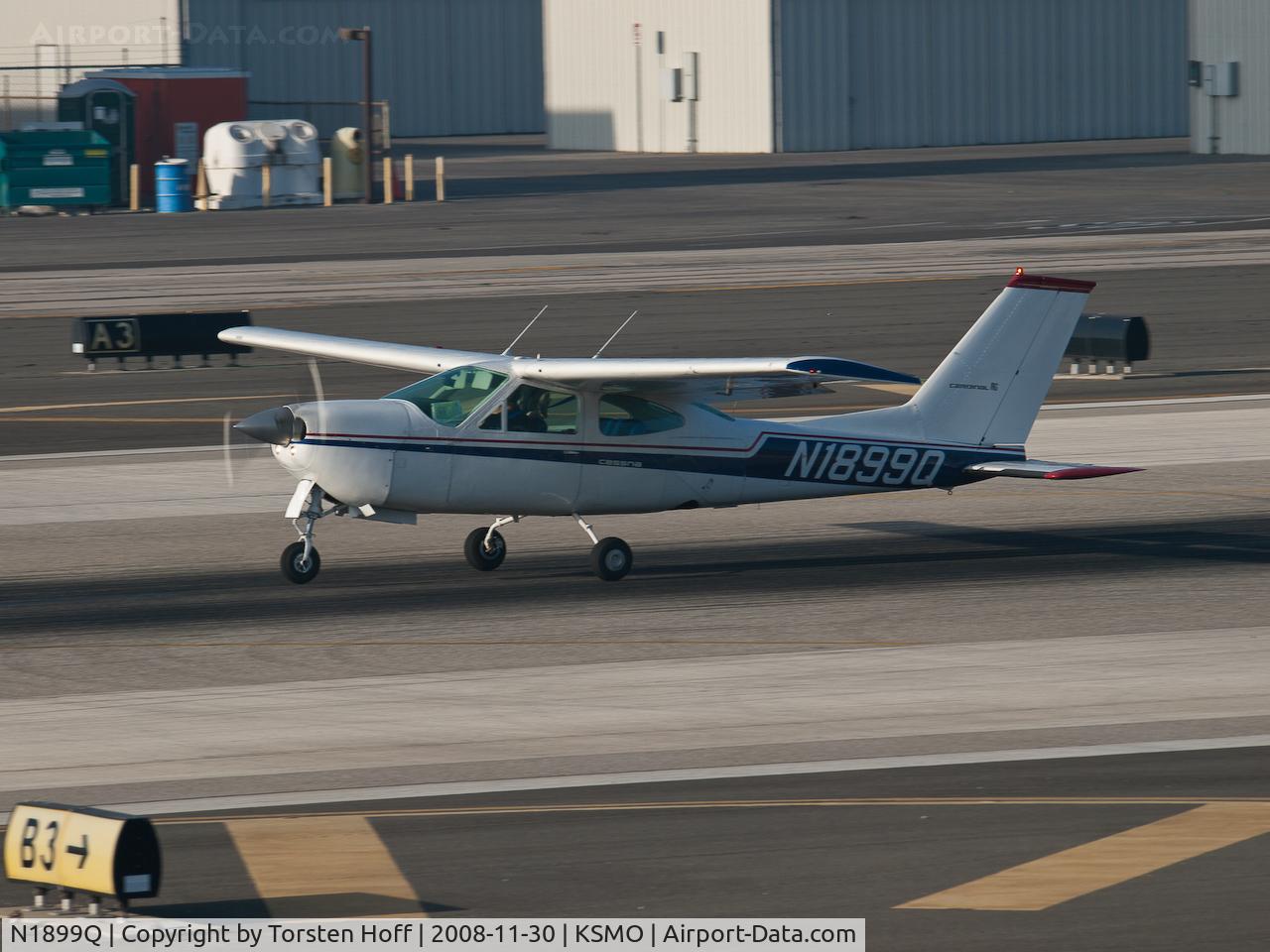 N1899Q, 1972 Cessna 177RG Cardinal C/N 177RG0299, N1899Q departing from RWY 21