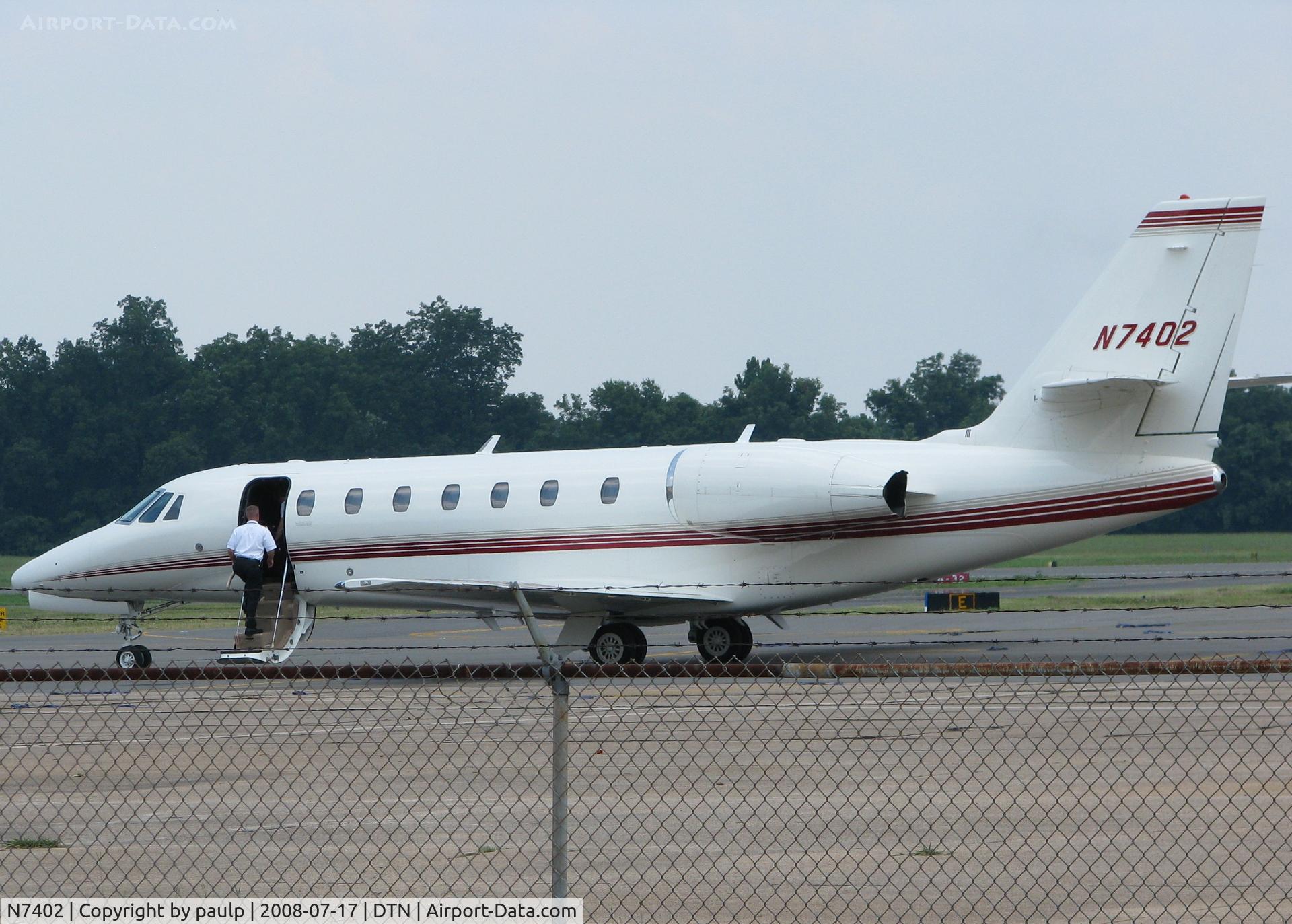 N7402, 2006 Cessna 680 Citation Sovereign C/N 680-0082, Parked at Downtown Shreveport.