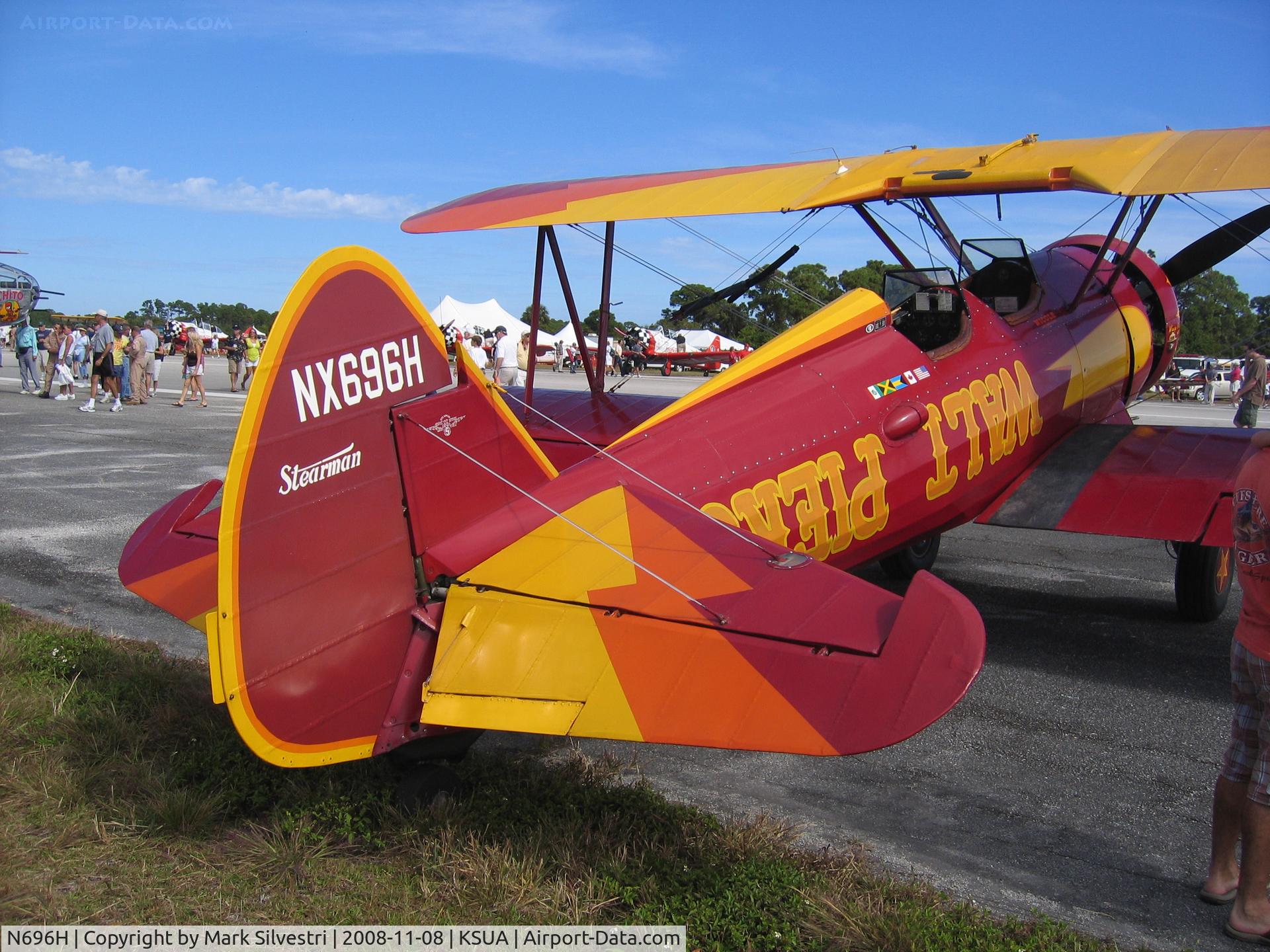 N696H, 1942 Boeing A75 C/N 75-3326, 2008 Stuart, FL Airshow