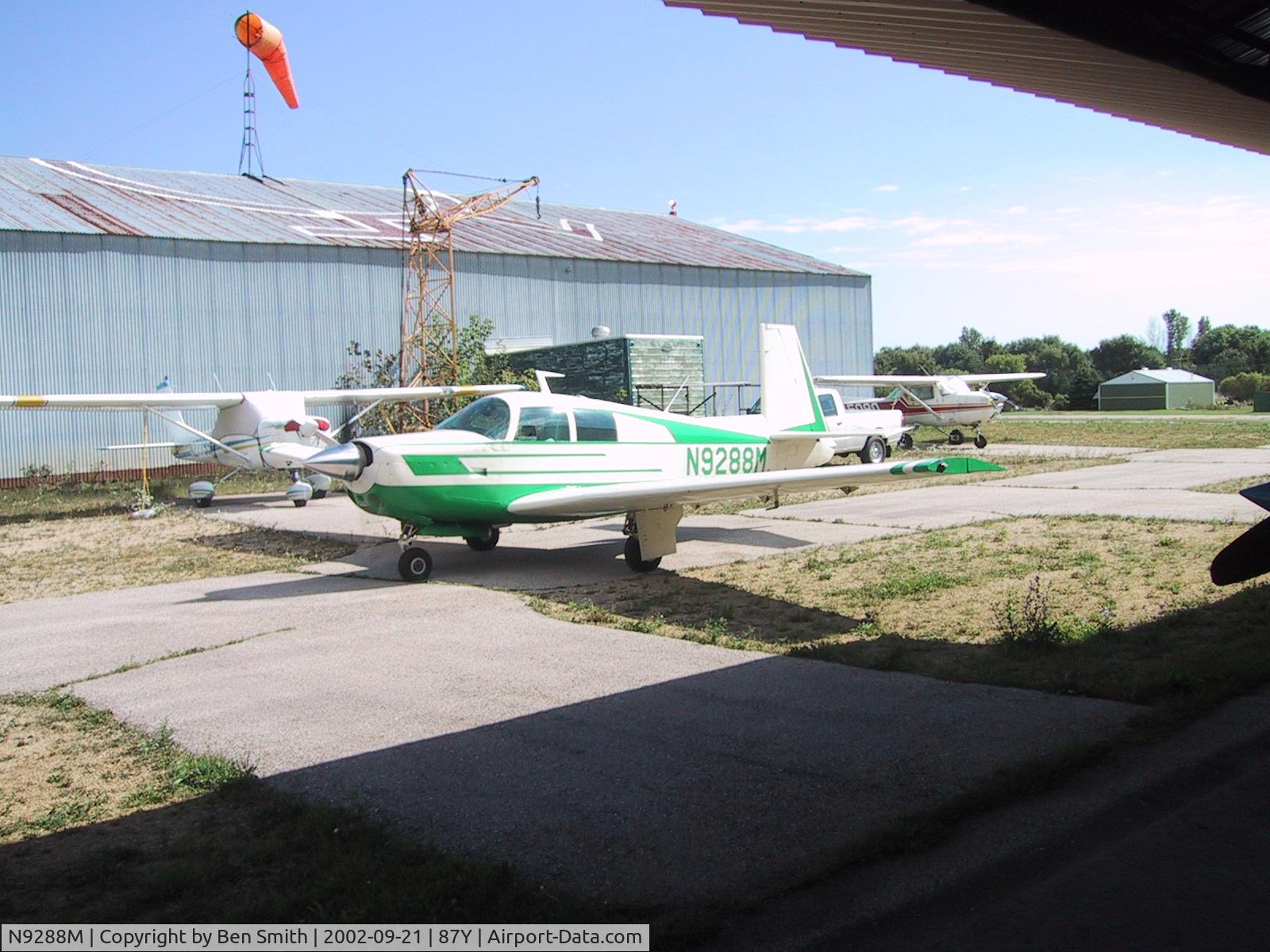 N9288M, 1966 Mooney M20E C/N 1221, N9288M