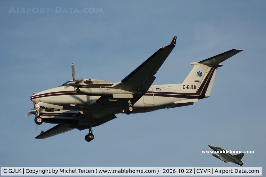 C-GJLK, 1990 Beech B300 King Air C/N FL13, Carson Air Ltd