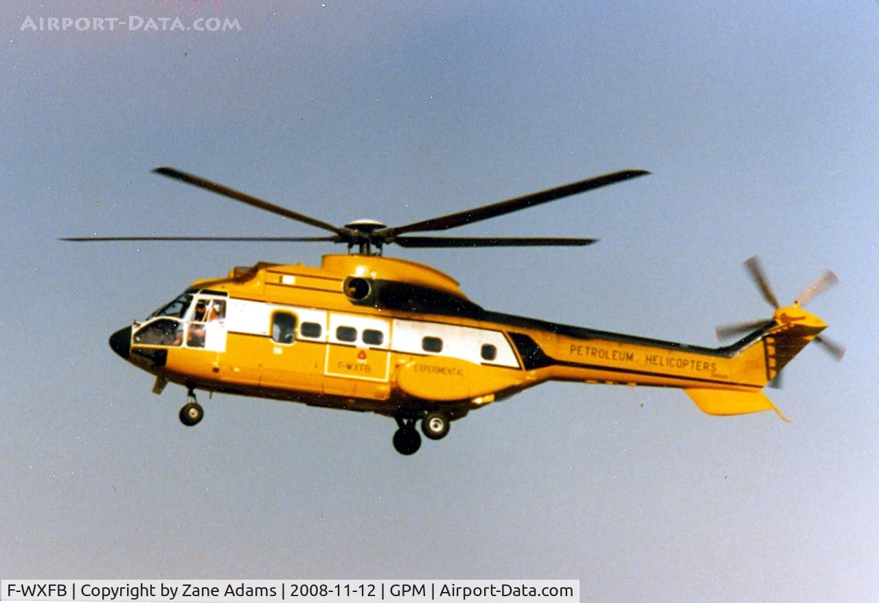 F-WXFB, Aerospatiale AS-332L Super Puma C/N Not found F-WXFB, At Grand Prairie Municipal - #22l Super Puma - Petroleum Helicopters Inc.