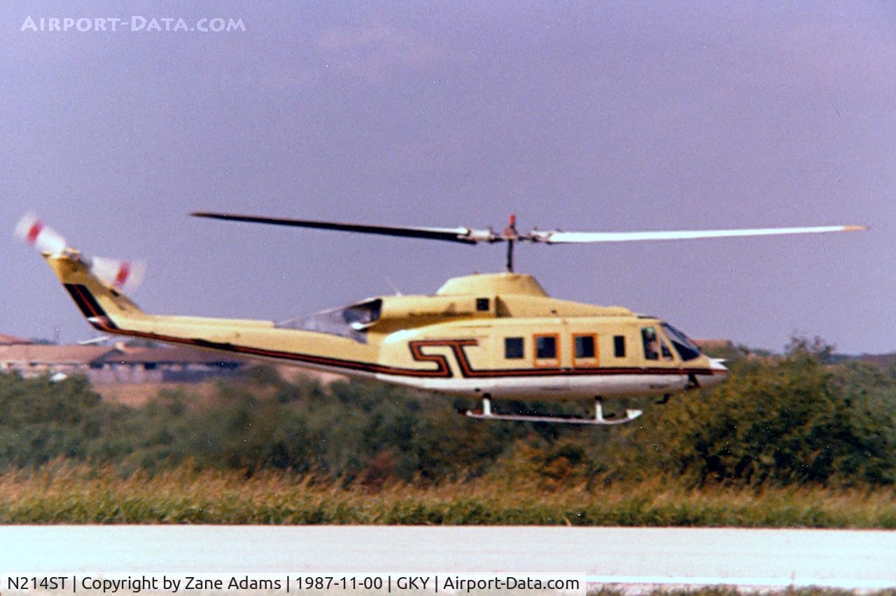 N214ST, 1979 Bell 214ST C/N 18403, Bell 214ST at Arlington, Texas