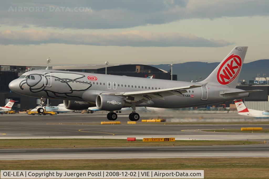 OE-LEA, 2005 Airbus A320-214 C/N 2529, Airbus A320-214