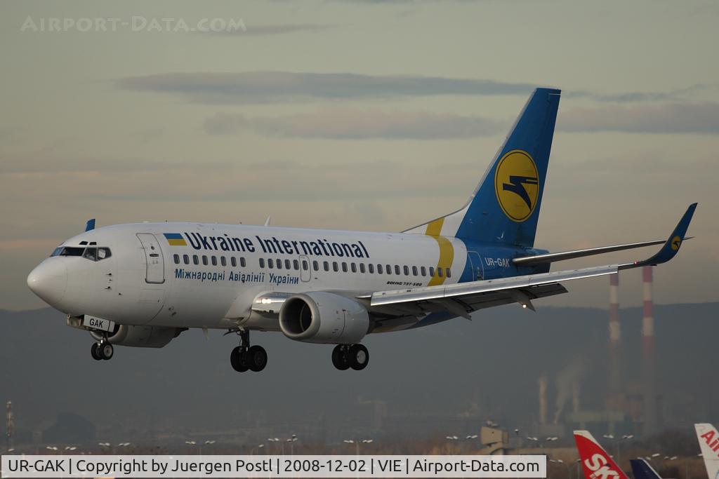 UR-GAK, 1992 Boeing 737-5Y0 C/N 26075, Boeing 737-5Y0