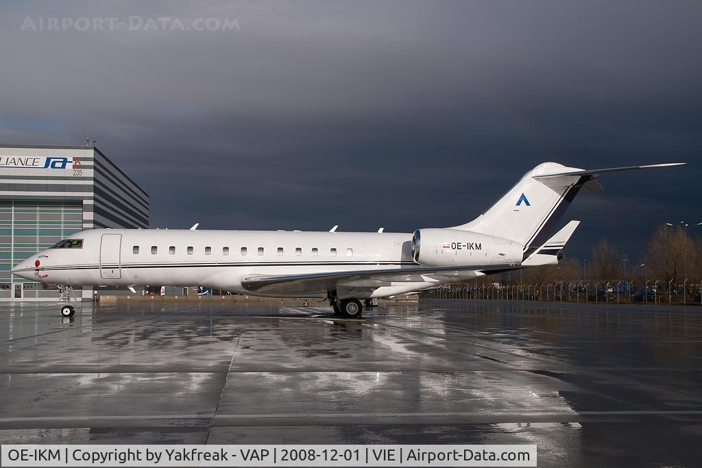 OE-IKM, 2001 Bombardier BD-700-1A10 Global Express C/N 9112, Globalexpress