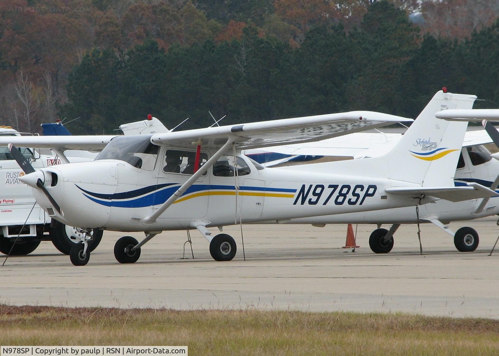 N978SP, 1999 Cessna 172S C/N 172S8181, Parked at the Ruston Louisiana airport.