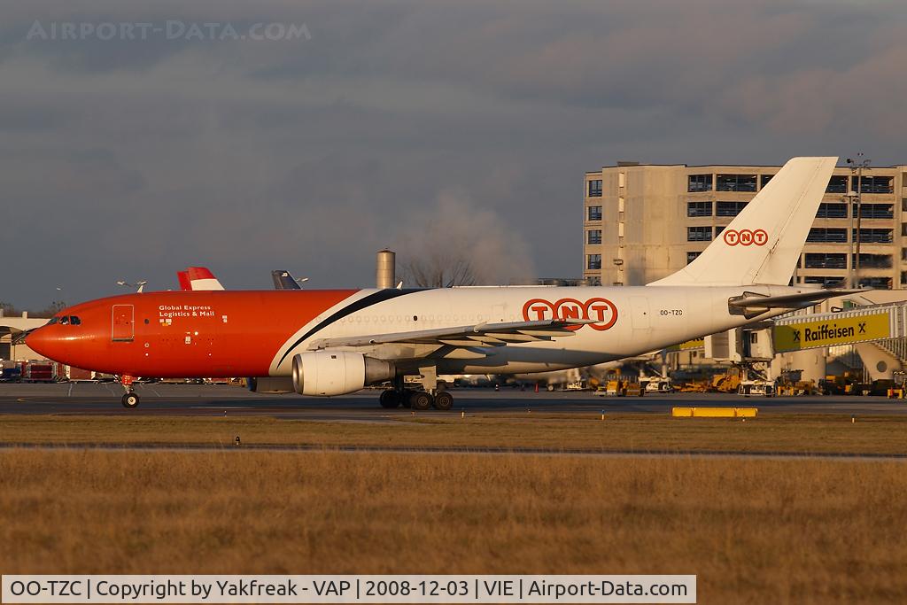 OO-TZC, 1982 Airbus A300B4-203 C/N 210, TNT Airbus A300
