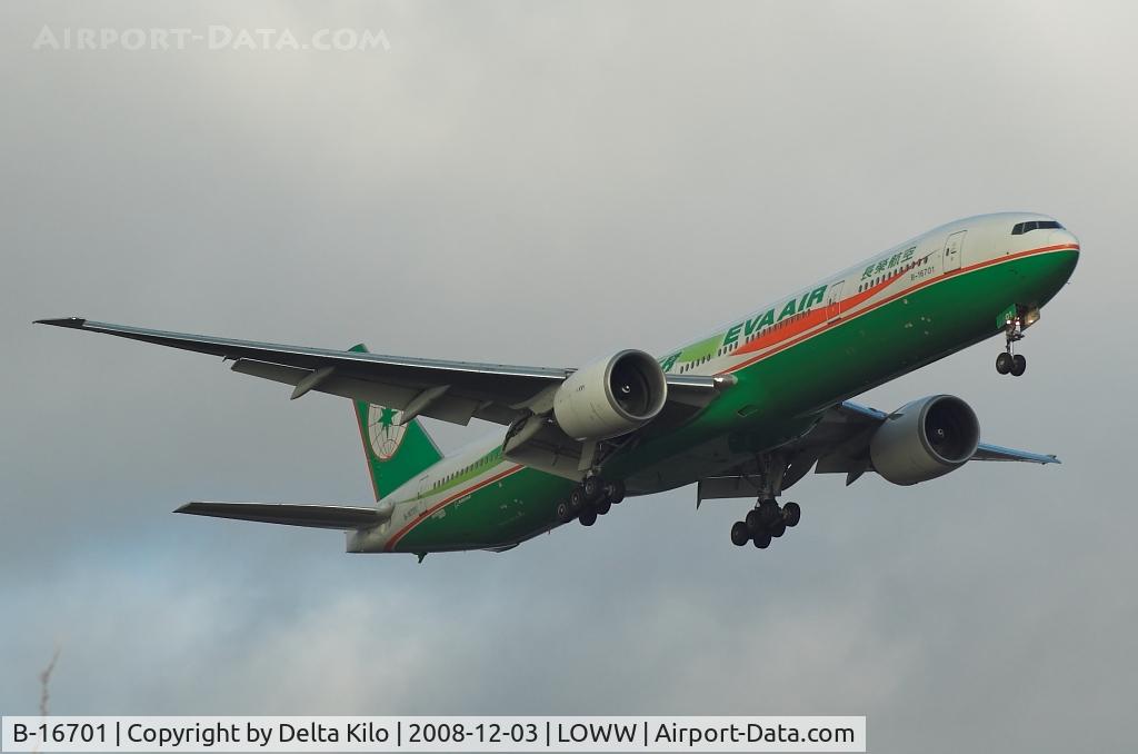 B-16701, 2005 Boeing 777-35E/ER C/N 32639, EVA AIR   Boeing 777-35EER