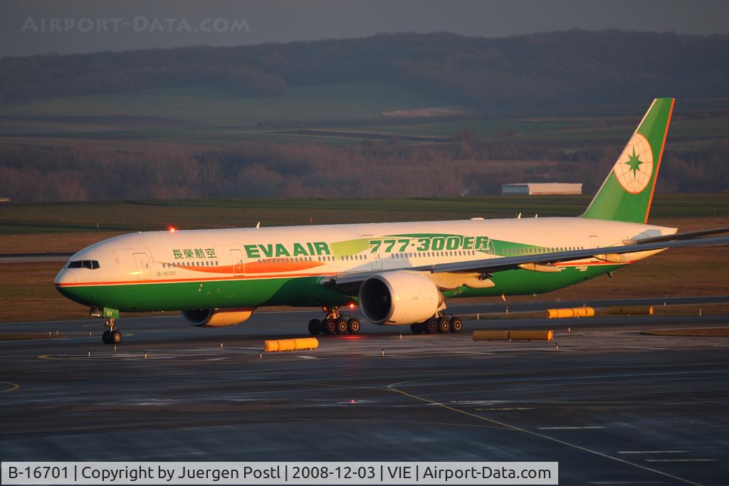 B-16701, 2005 Boeing 777-35E/ER C/N 32639, Boeing 777-35E (ER)