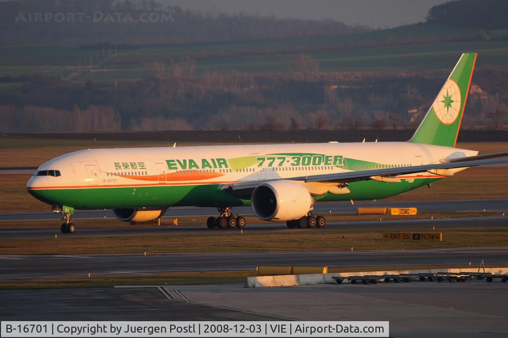 B-16701, 2005 Boeing 777-35E/ER C/N 32639, Boeing 777-35E (ER)