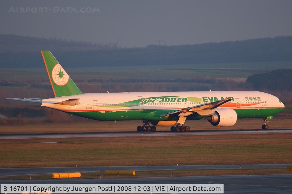 B-16701, 2005 Boeing 777-35E/ER C/N 32639, Boeing 777-35E (ER)
