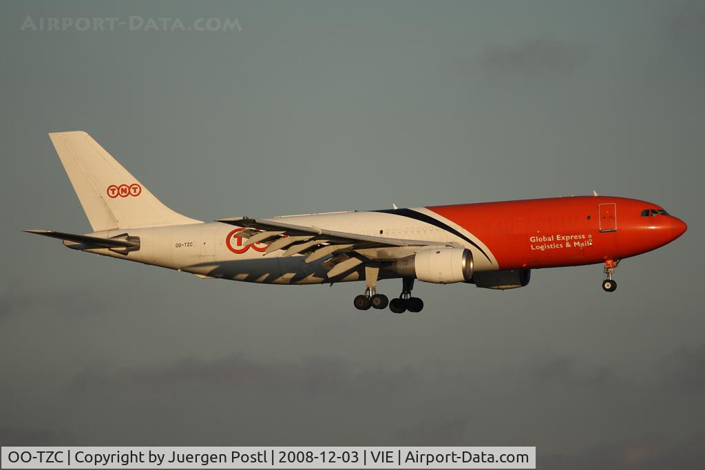 OO-TZC, 1982 Airbus A300B4-203 C/N 210, Airbus A300B4-203(F)