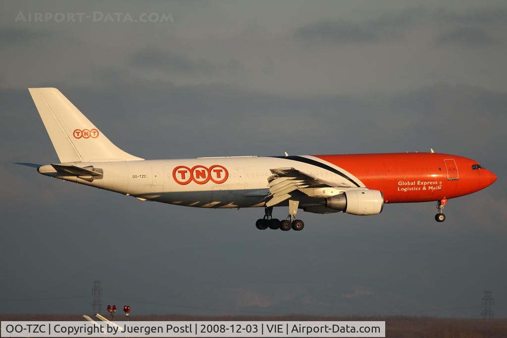 OO-TZC, 1982 Airbus A300B4-203 C/N 210, Airbus A300B4-203(F)