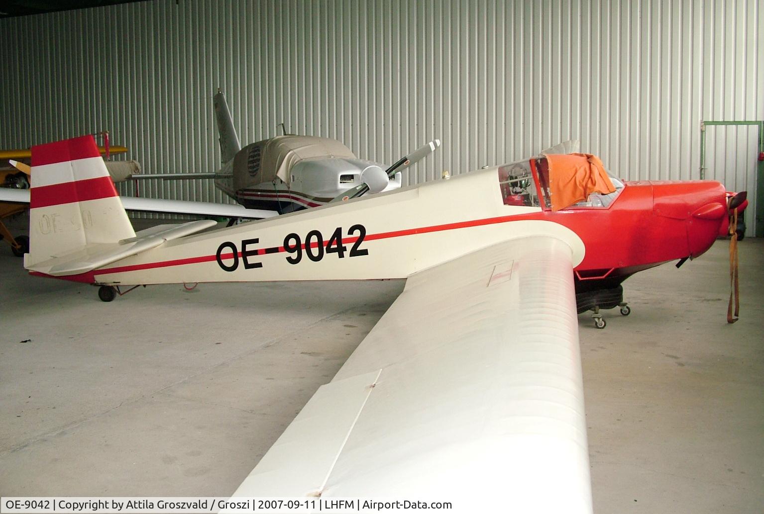 OE-9042, 1971 Scheibe SF-25B Falke C/N 46218, Fertöszentmiklos / Meidl Airport / LHFM - Hungary