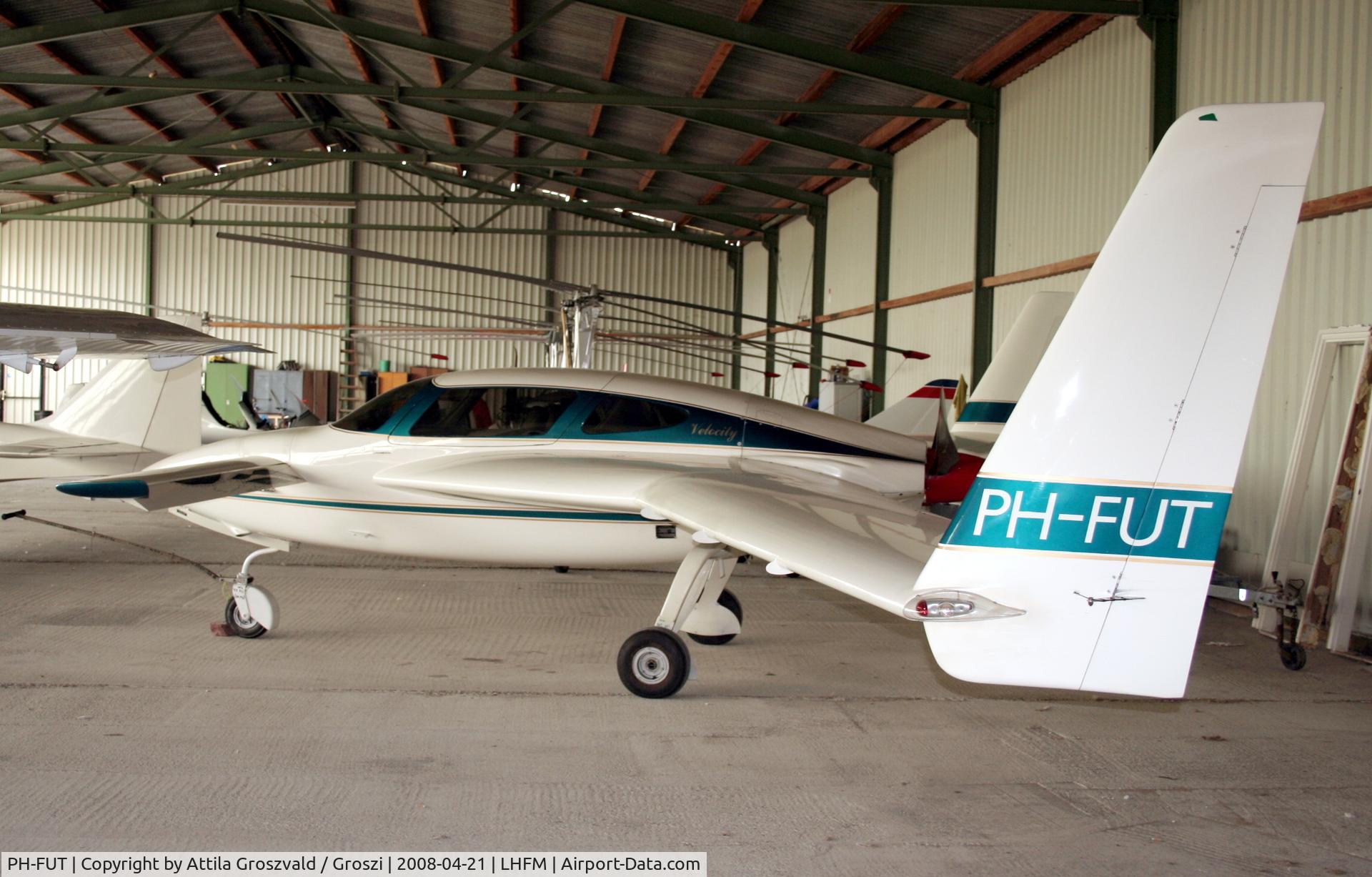 PH-FUT, 2001 Velocity Velocity 173 Elite FG C/N F02RG-001, Fertöszentmiklos / Meidl Airport / LHFM - Hungary