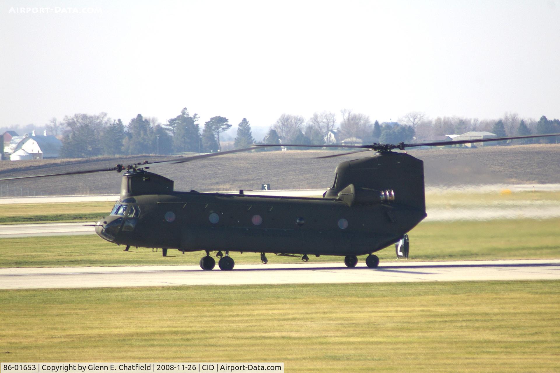 86-01653, 1986 Boeing CH-47D Chinook C/N M.3158, On Runway 13 ready for Take Off