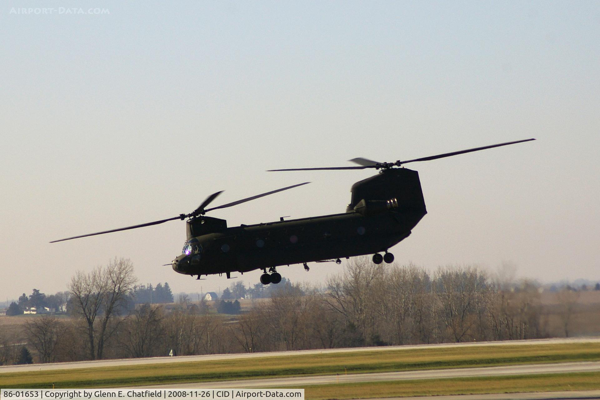 86-01653, 1986 Boeing CH-47D Chinook C/N M.3158, Departing for Davenport off Runway 13