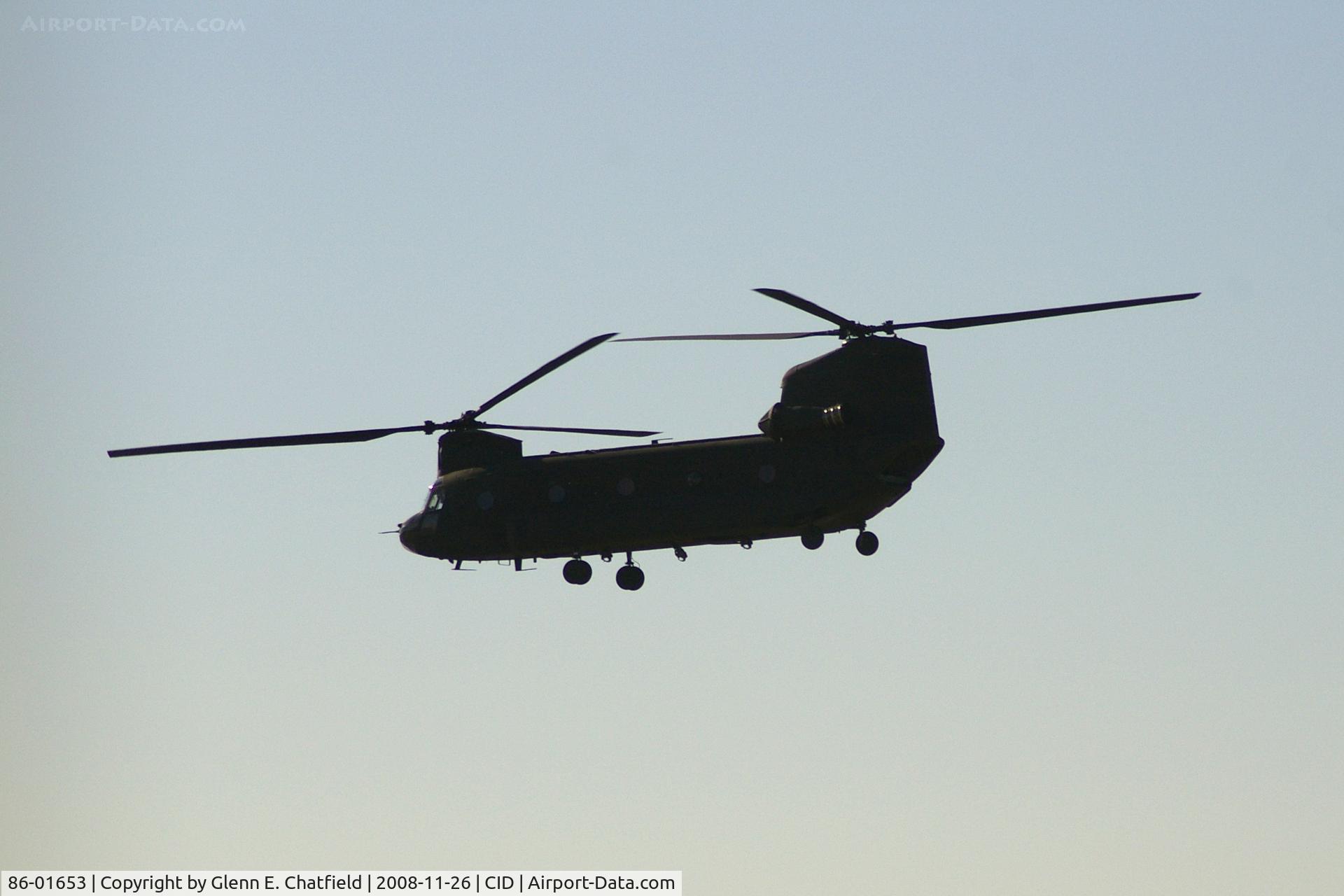 86-01653, 1986 Boeing CH-47D Chinook C/N M.3158, Departing for Davenport off Runway 13