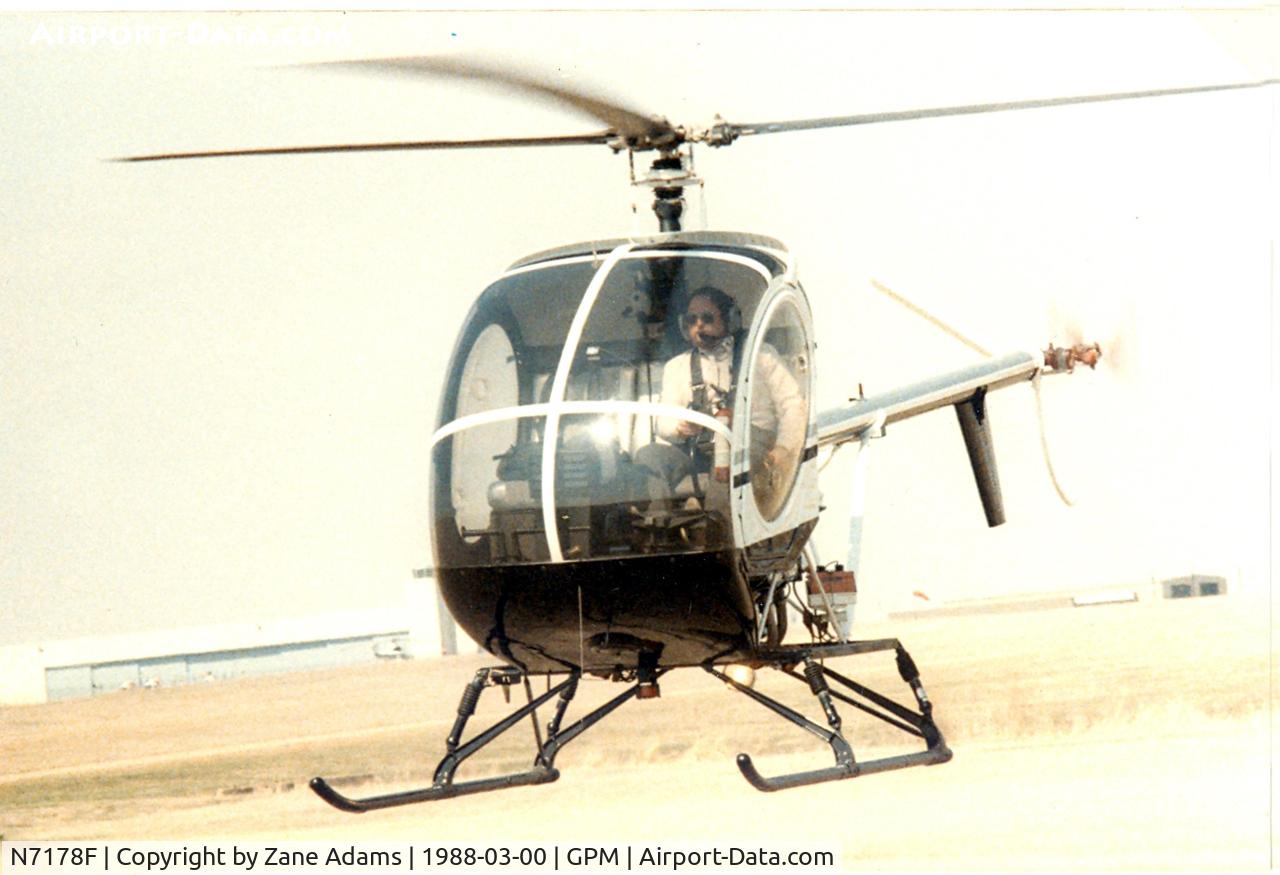 N7178F, Hughes 269C C/N 390777, Hughes 269 at Grand Prairie Municipal