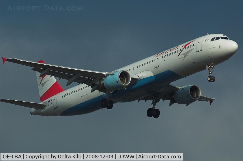 OE-LBA, 1995 Airbus A321-111 C/N 552, AUSTRIAN