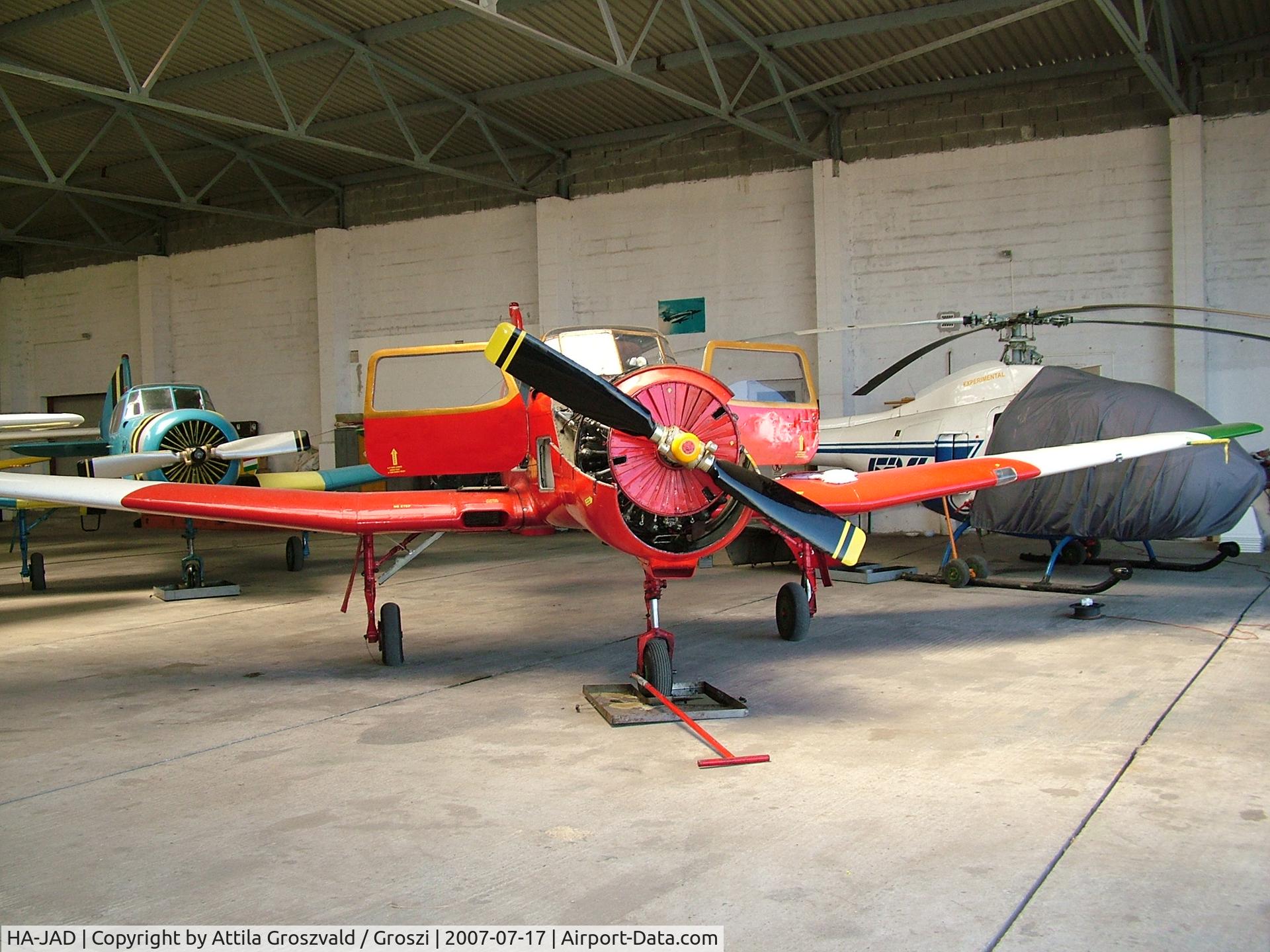 HA-JAD, 1975 Yakovlev Yak-18T C/N 5200509, Györszentiván-Böny Airport, Hungary