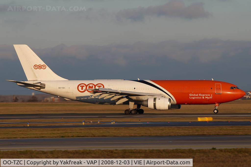 OO-TZC, 1982 Airbus A300B4-203 C/N 210, TNT Airbus A300