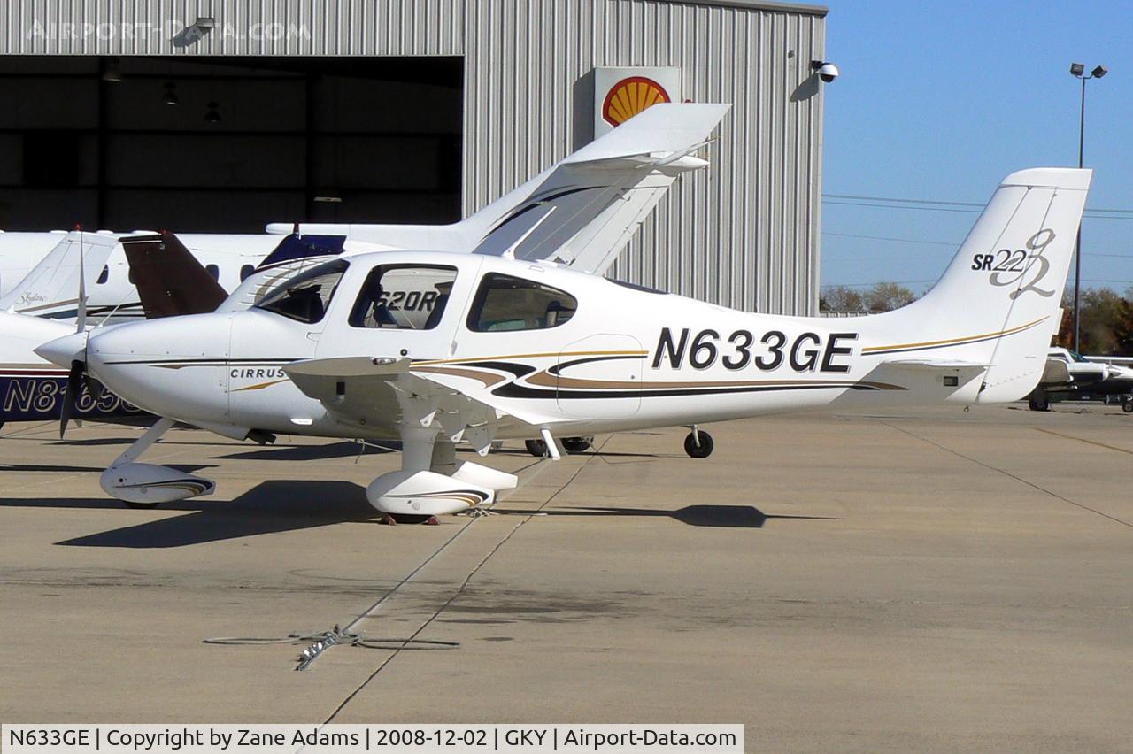 N633GE, 2005 Cirrus SR22 C/N 1487, At Arlington Municipal