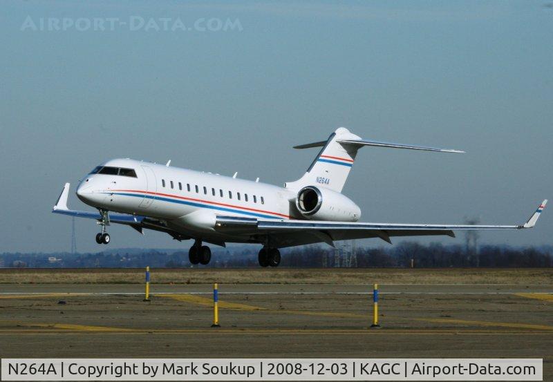 N264A, 2000 Bombardier BD-700-1A10 Global Express C/N 9064, N264A @ KAGC