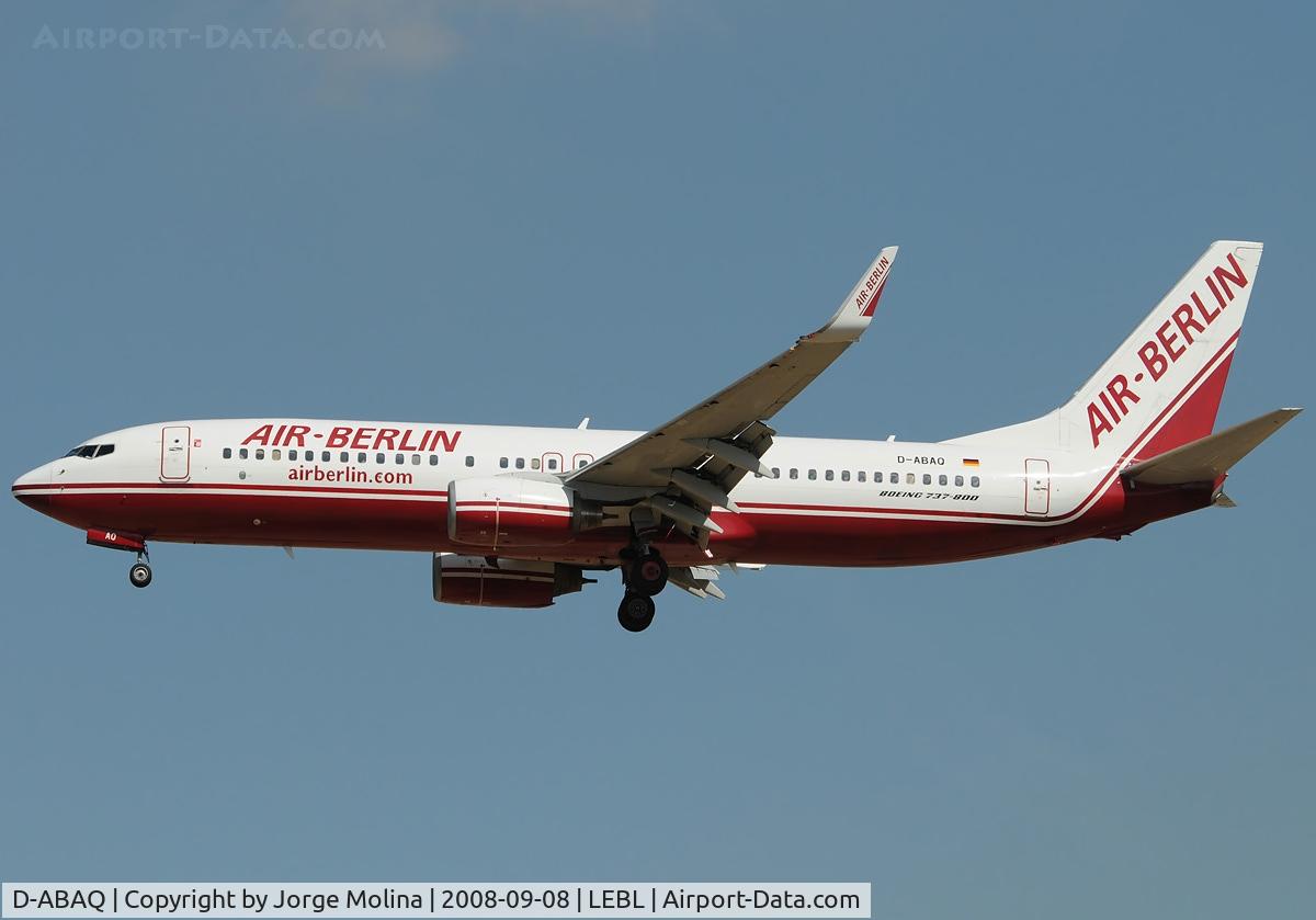 D-ABAQ, 1998 Boeing 737-86J C/N 28071, Clear to land RWY 25R.