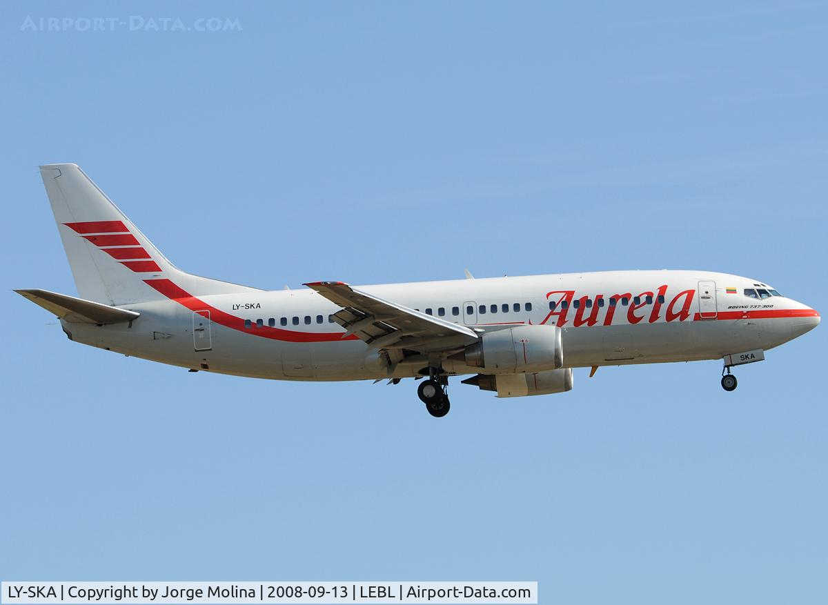 LY-SKA, 1988 Boeing 737-35B C/N 23972, Clear to land RWY 25R.