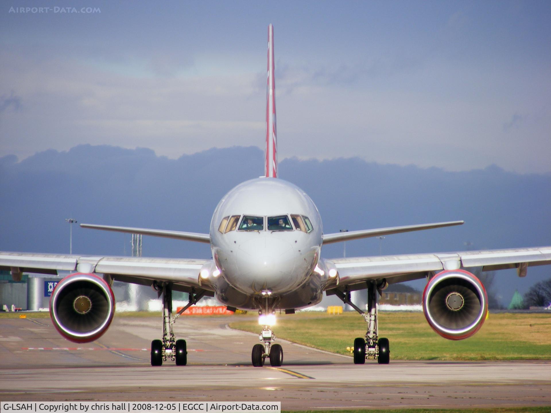 G-LSAH, 1987 Boeing 757-21B C/N 24015, Jet2