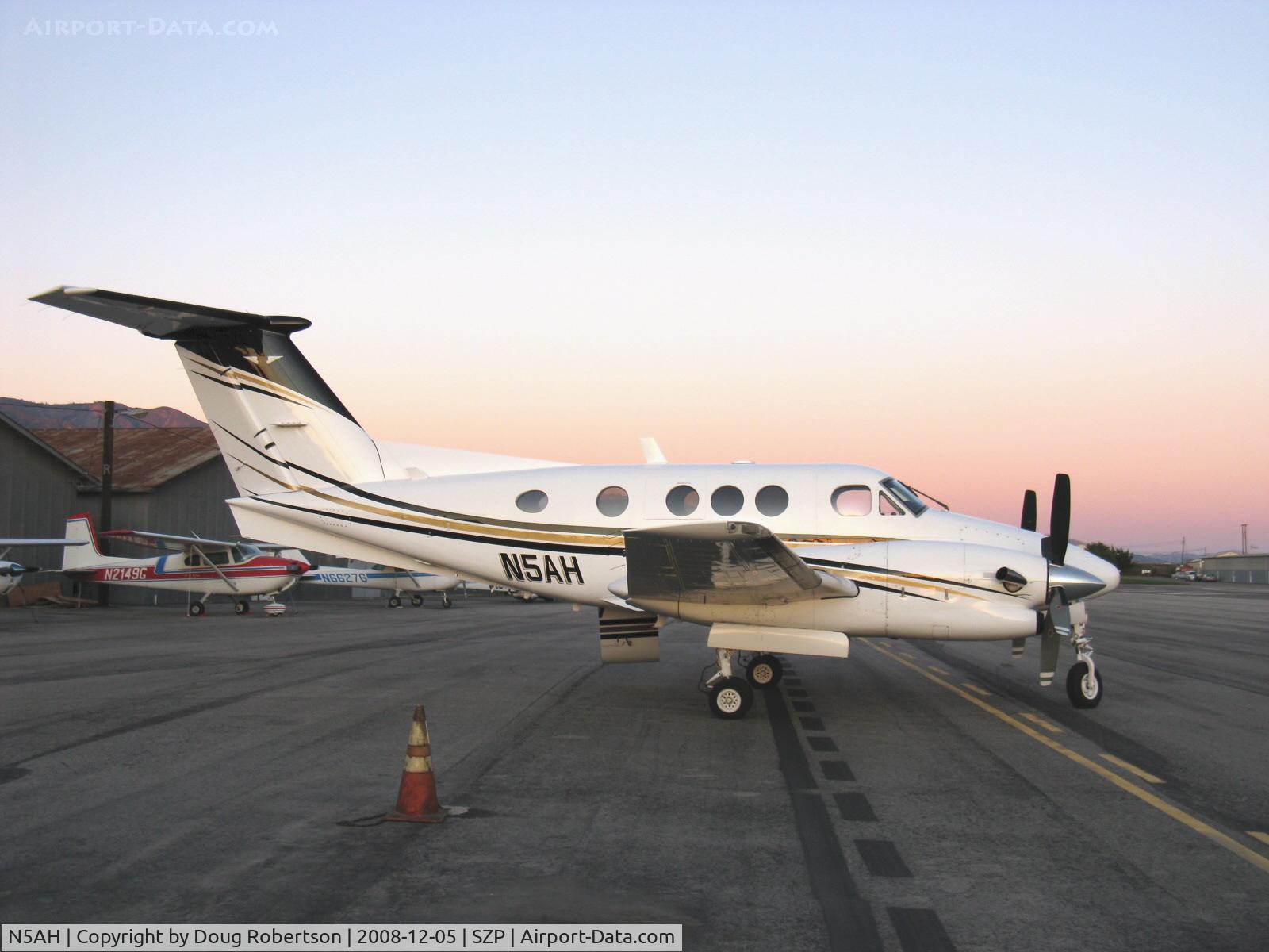 N5AH, 1980 Beech F90 King Air C/N LA-53, 1980 Beech F90 SUPER KING AIR, two P&W(C) PT6A-135 750 shp turboprops, reversible pitch props, T-tail 7/10 seats