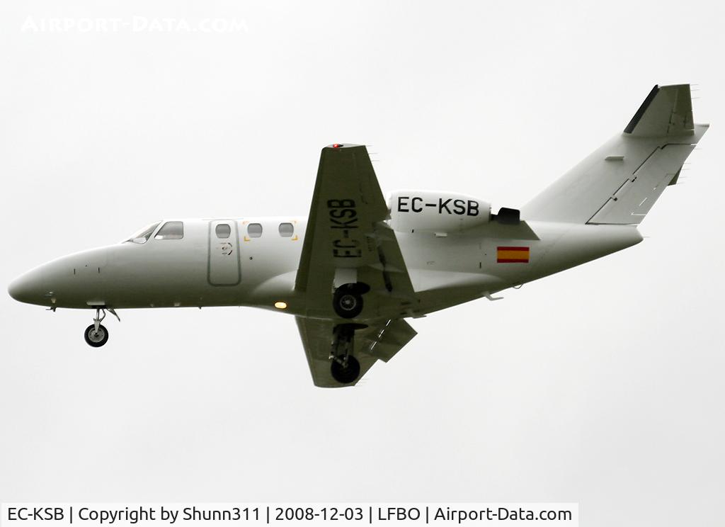 EC-KSB, 1995 Cessna 525 CitationJet CJ1 C/N 525-0089, Landing rwy 32L...