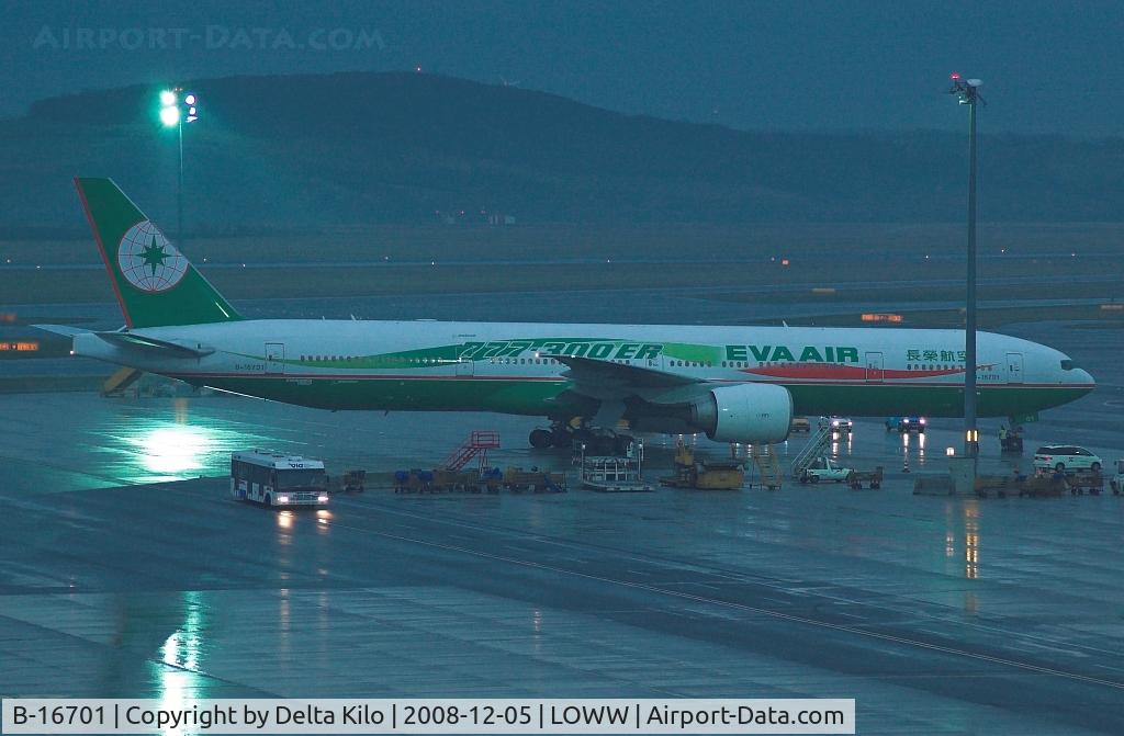 B-16701, 2005 Boeing 777-35E/ER C/N 32639, EVA AIR