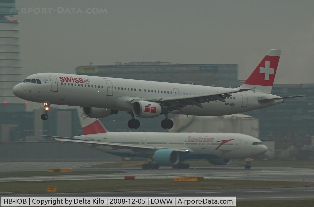 HB-IOB, 1994 Airbus A321-111 C/N 519, SWISS A321