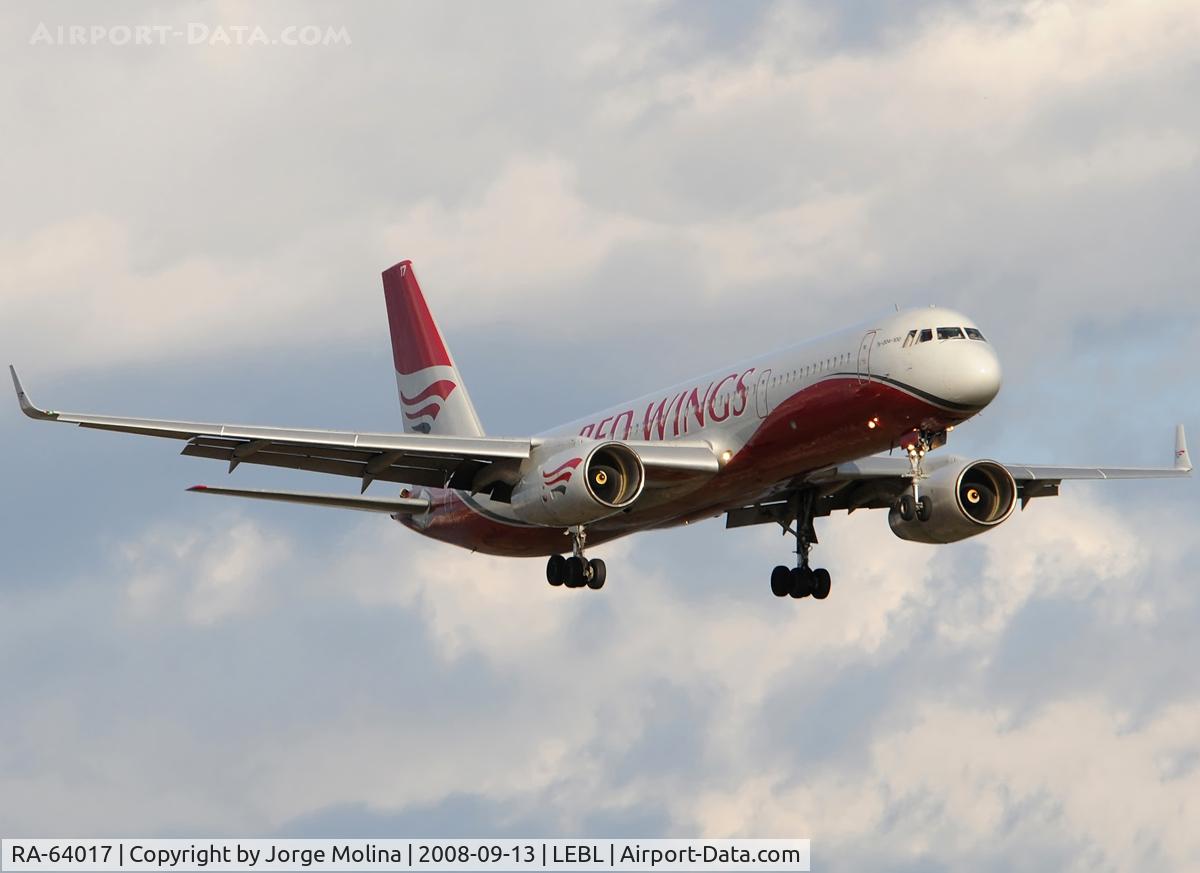 RA-64017, 1993 Tupolev Tu-204-100 C/N 1450743164017, Red Wings on final to RWY 25R.