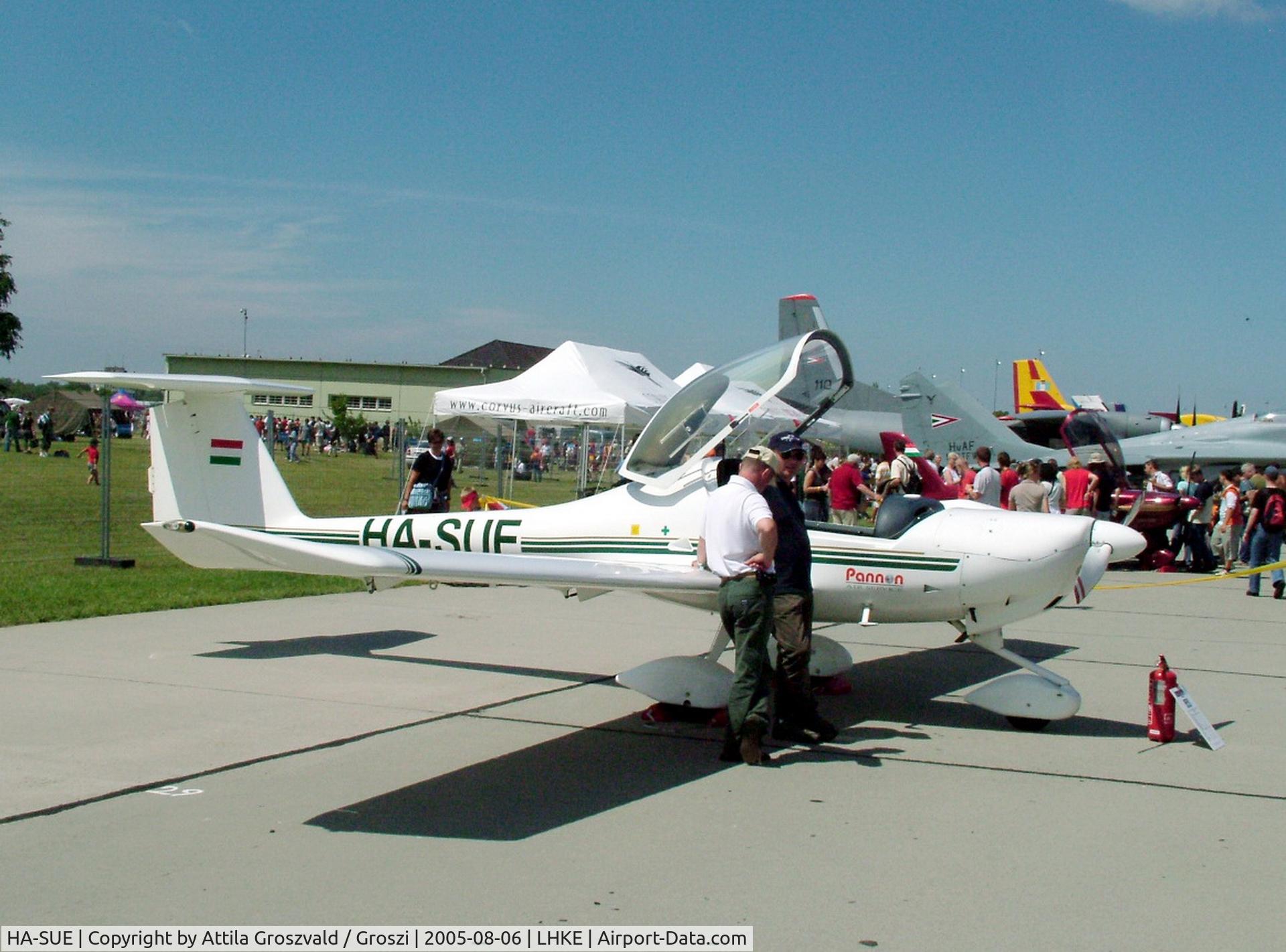 HA-SUE, 1995 Diamond DA-20A-1 Katana C/N 10021, Kecskemét, Hungarian Air-Forces Base / LHKE / Hungary - Airshow '2005