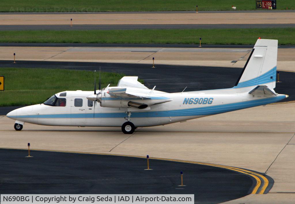 N690BG, 1977 Rockwell International 690B C/N 11381, At IAD on 5/15/08
