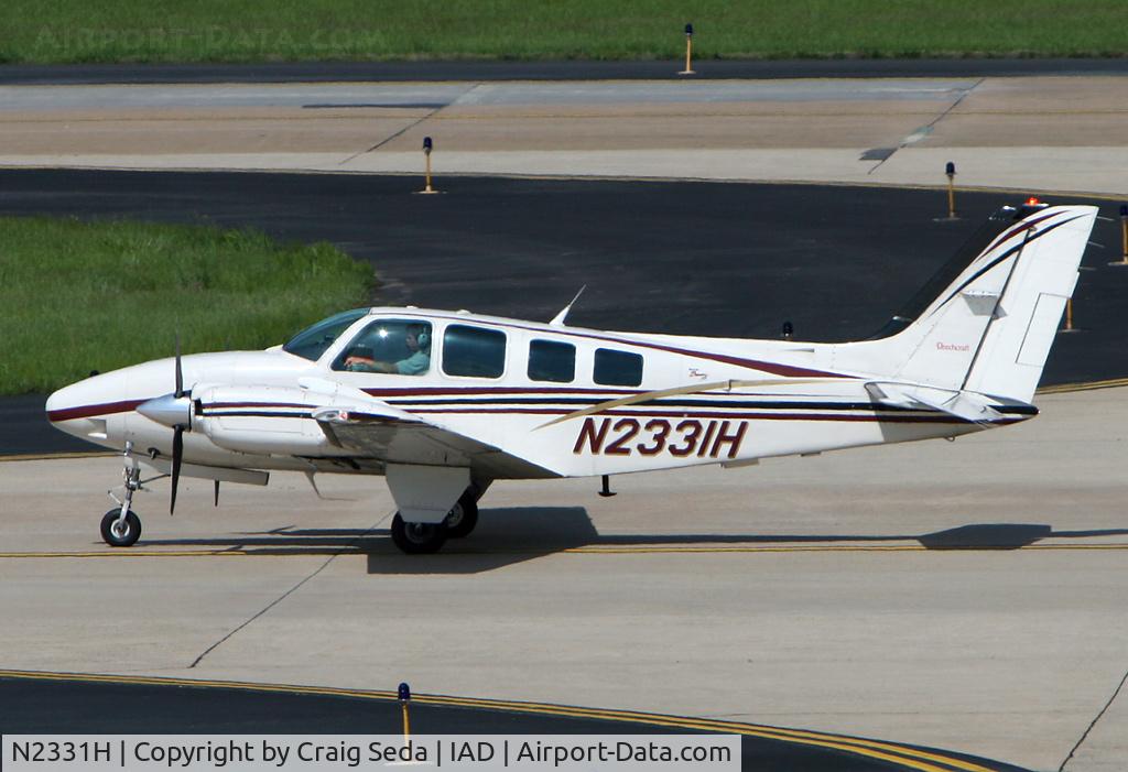 N2331H, 1998 Raytheon Aircraft Company 58 C/N TH-1859, At IAD