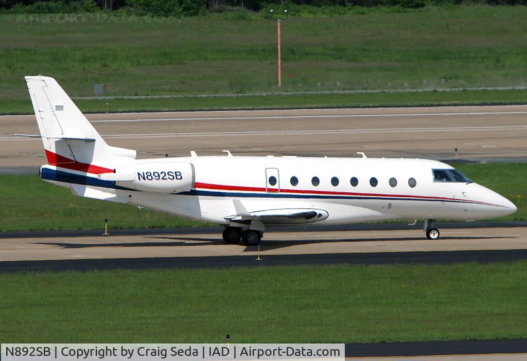 N892SB, 2002 Israel Aircraft Industries GULFSTREAM 200 C/N 072, At IAD on 5/17/08