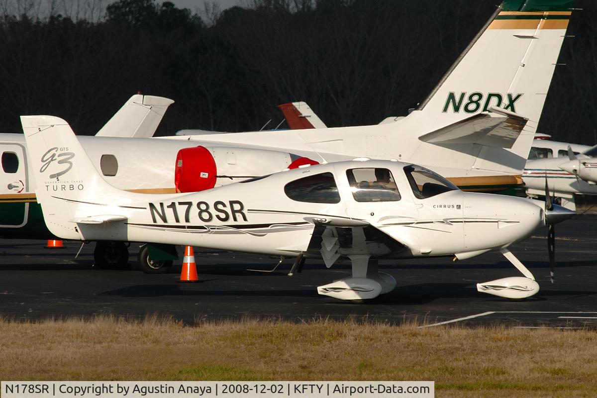 N178SR, 2007 Cirrus SR22 C/N 2483, Pulling out for a flight.