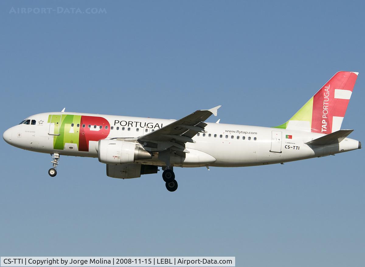 CS-TTI, 1998 Airbus A319-111 C/N 933, 