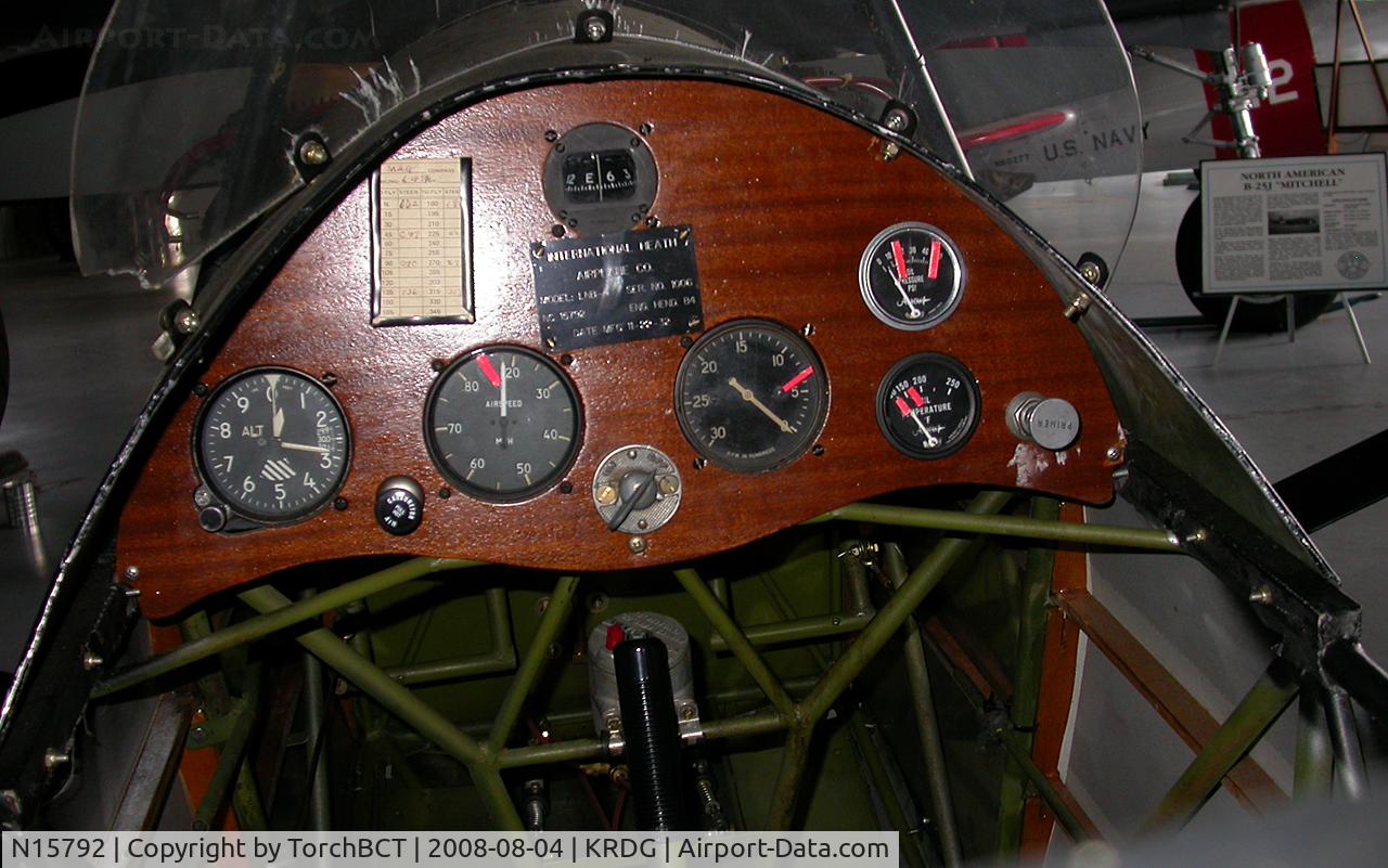 N15792, Heath LNB-4 Parasol C/N 1006, MAAM LNB-4 Cockpit