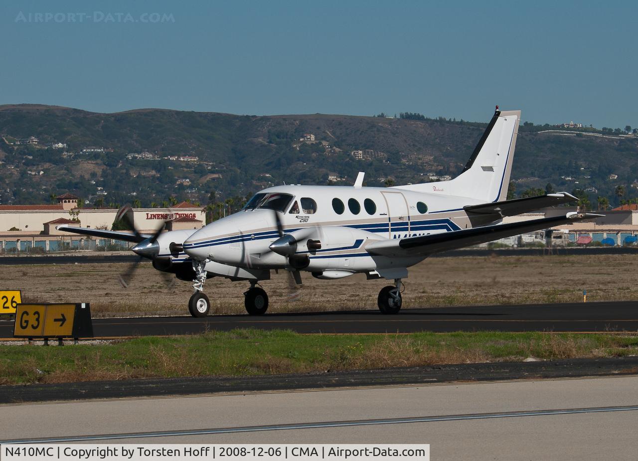 N410MC, 1978 Beech C90A King Air King Air C/N LJ-761, N410MC taxiing