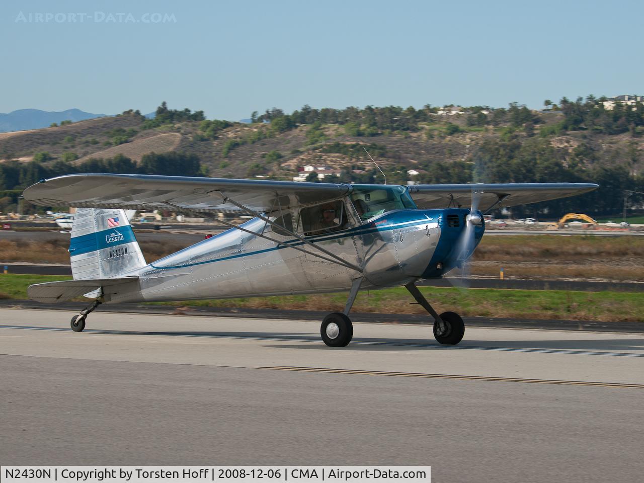 N2430N, 1947 Cessna 140 C/N 12682, N2430N taxiing