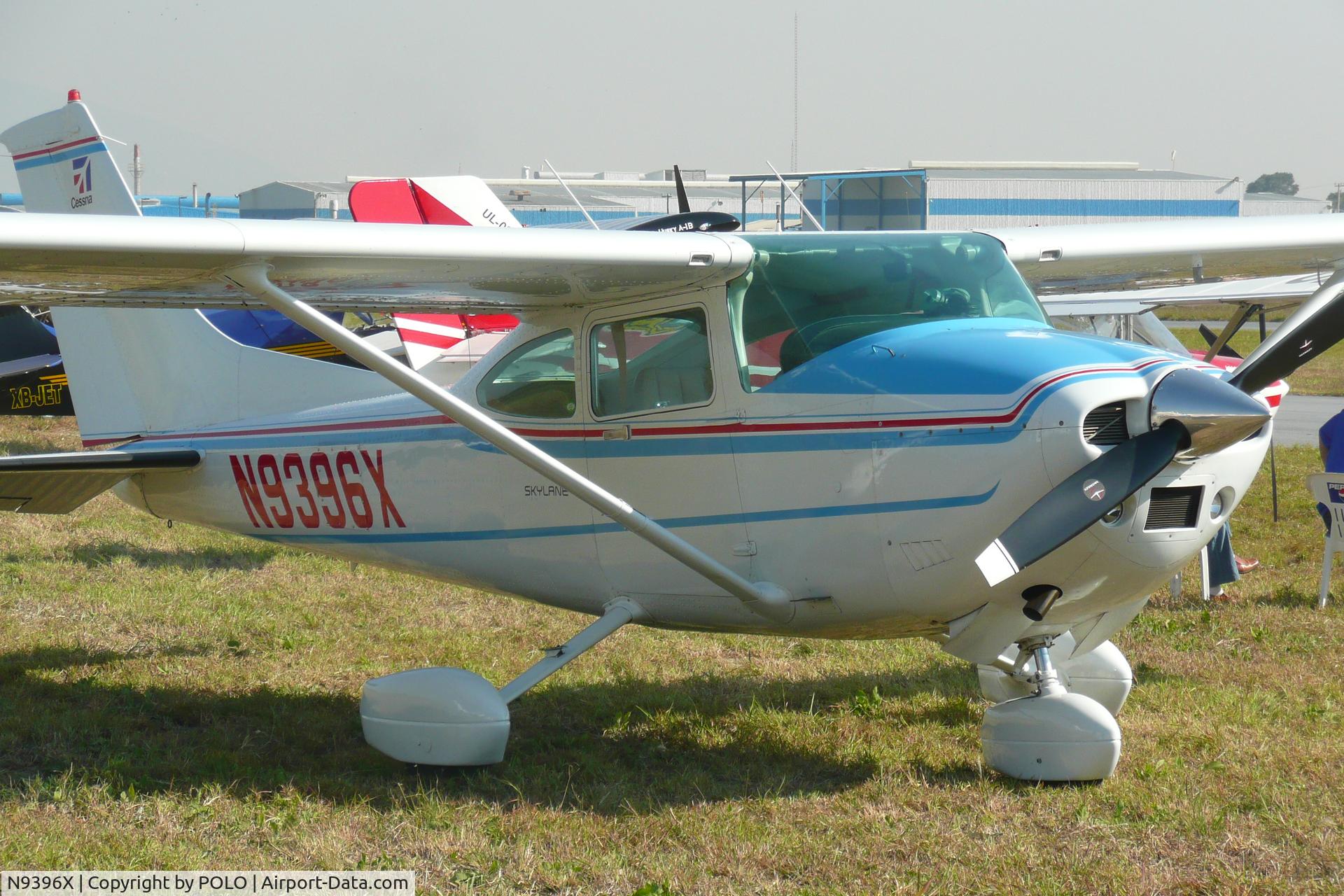 N9396X, 1985 Cessna 182R Skylane C/N 18268512, Fly-In AFL