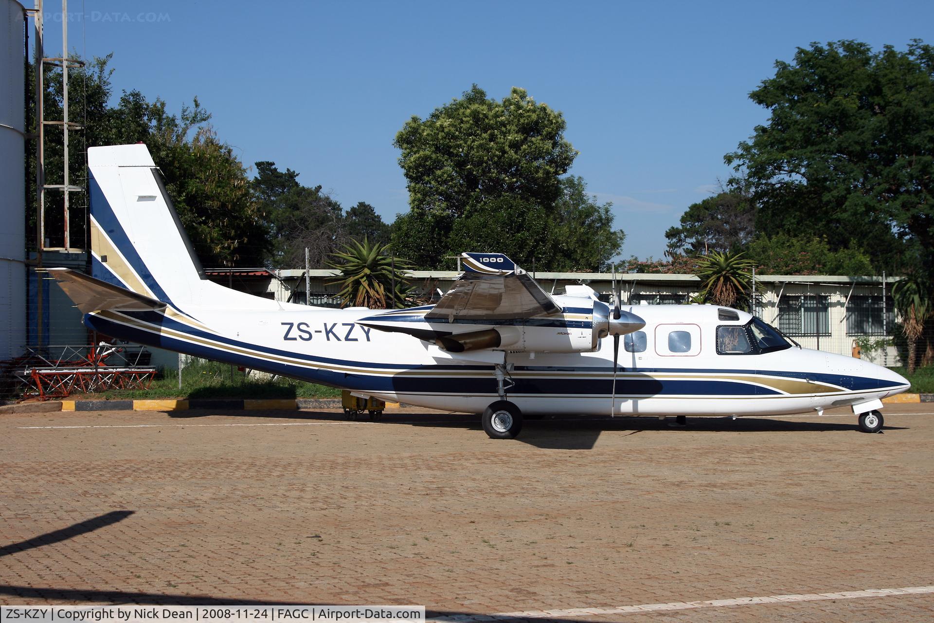 ZS-KZY, 1982 Gulfstream American 695A Jetprop 1000 C/N 96051, FAGC