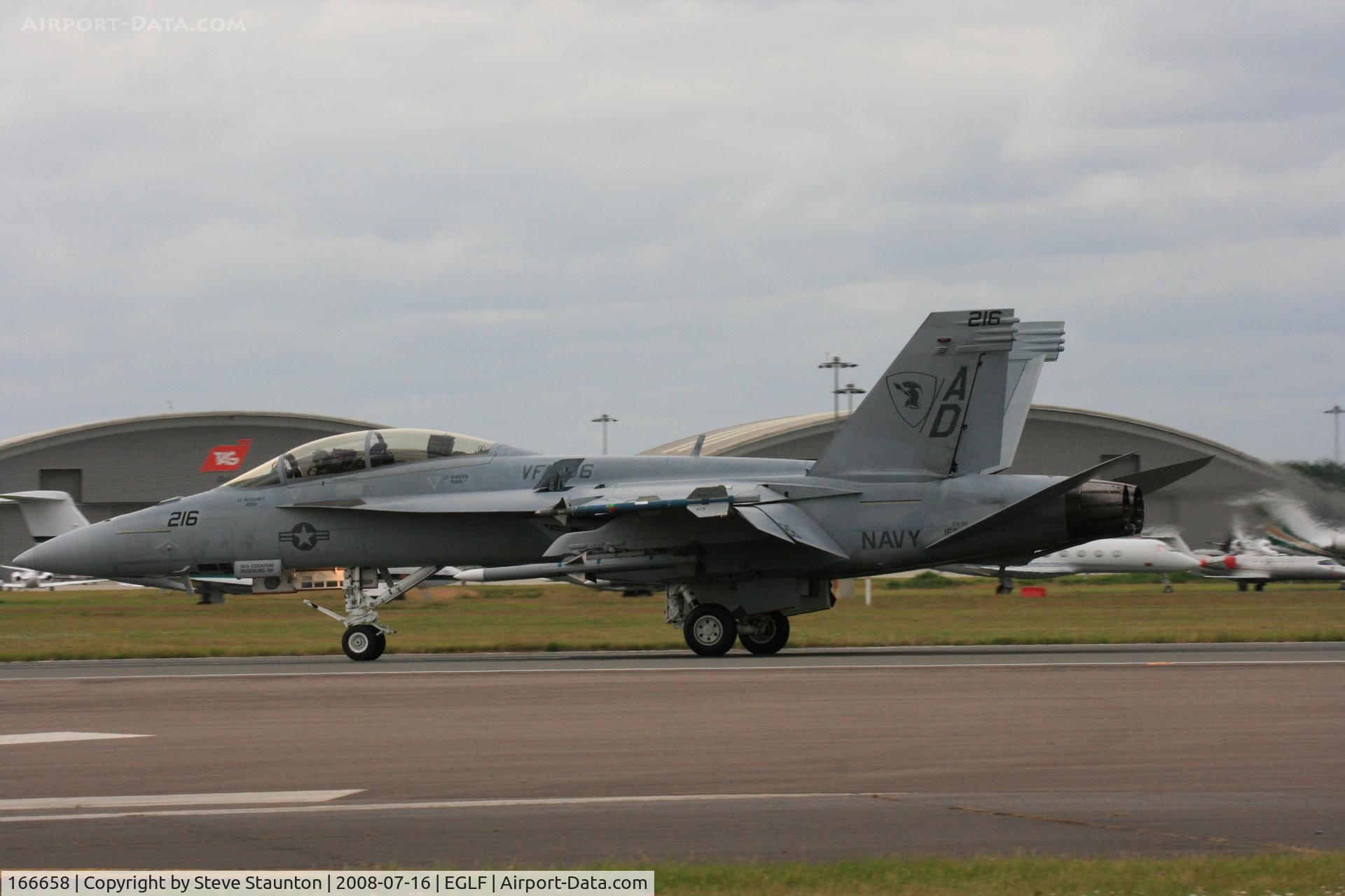 166658, Boeing F/A-18F Super Hornet C/N F136, Taken at Farnborough Airshow on the Wednesday trade day, 16th July 2009